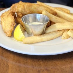 Seabrisa's Eatery - Fish & Chips