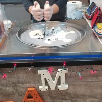 Cate's Corner - Ice Cream & Frozen Yogurt Near Me - Paramount, California