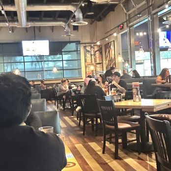 BJ's Restaurant & Brewhouse - Dining room - Pizza Near Me - Rancho Cucamonga, California
