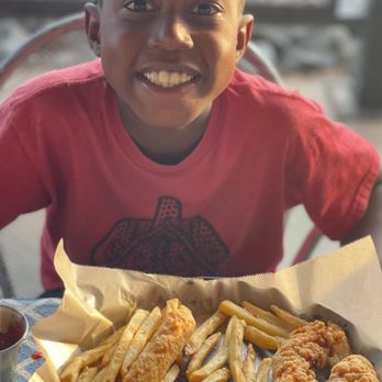 Uno Pizzeria & Grill - Chix & Stix & my handsome grandson awesome smile - Pizza Near Me - Alexandria, Virginia Uno Pizzeria & Grill - Chix & Stix & my handsome grandson awesome smile - Pizza Near Me - Alexandria, Virginia