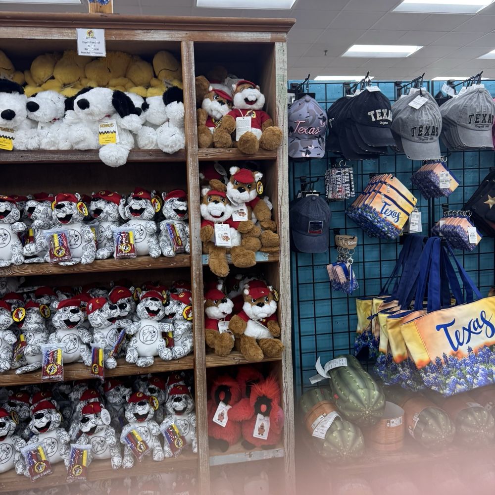 Buc-ee's - Waller - Buccee's interior - Gas Stations Near Me - Waller, Texas Buc-ee's - Waller - Buccee's interior - Gas Stations Near Me - Waller, Texas