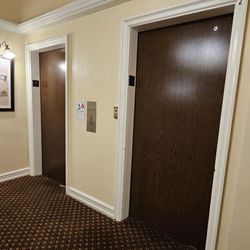 Hotel San Carlos - Elevator