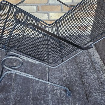 El Rancho Hotel - Broken balcony chair - Hotels Near Me - Gallup, New Mexico