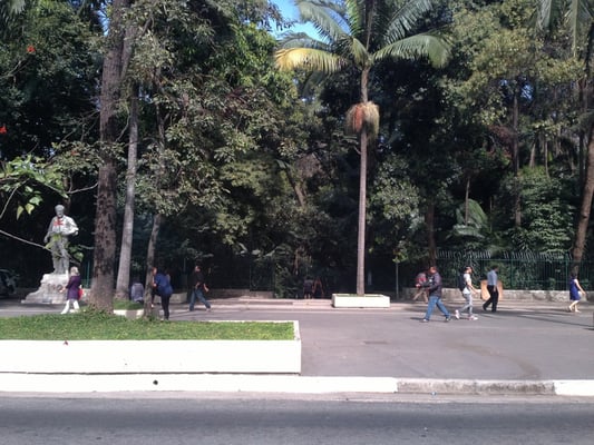 Parque Trianon by null