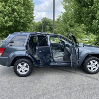 V&R Auto Group - 4x4 - Auto Repair Near Me - Wauregan, Connecticut V&R Auto Group - 4x4 - Auto Repair Near Me - Wauregan, Connecticut