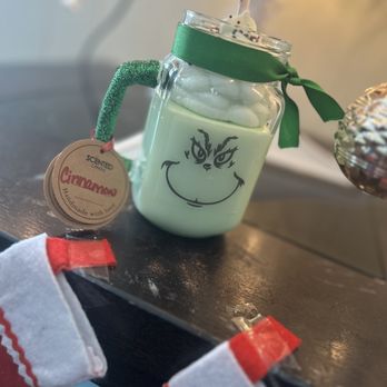 Waxqueen Candles - Pop-up Shops Near Me Waxqueen Candles - Pop-up Shops Near Me