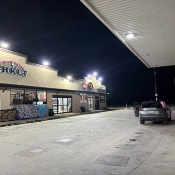 Exxon - Gas Stations Near Me - CANYON LAKE, Texas