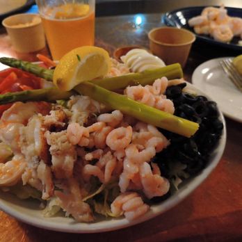 Squaxin Island Seafood Bar - Seafood Lois Trio - Seafood Near Me - Shelton, Washington