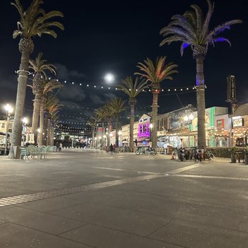 Tower 12 - Beautiful location - Bars Near Me - Hermosa Beach, California Tower 12 - Beautiful location - Bars Near Me - Hermosa Beach, California