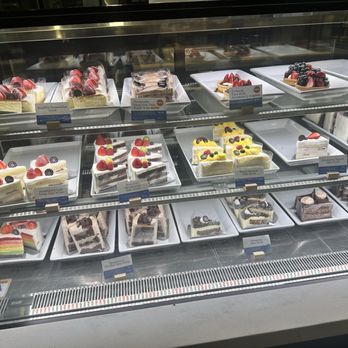 Paris Baguette - Cake slices - Bakeries Near Me - Atlanta, Georgia Paris Baguette - Cake slices - Bakeries Near Me - Atlanta, Georgia