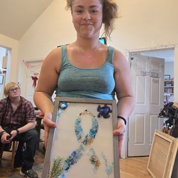 Crushed Glass Art Studio PCB - Pam & her ribbon - Art Classes Near Me - Panama City Beach, Florida