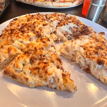 1000 Degrees Pizza - North Miami Beach, FL - Bacon mac and cheese pizza and hawaiian fire 2 out of the 4 we bought - Pizza Near Me - North Miami Beach, Florida 1000 Degrees Pizza - North Miami Beach, FL - Bacon mac and cheese pizza and hawaiian fire 2 out of the 4 we bought - Pizza Near Me - North Miami Beach, Florida