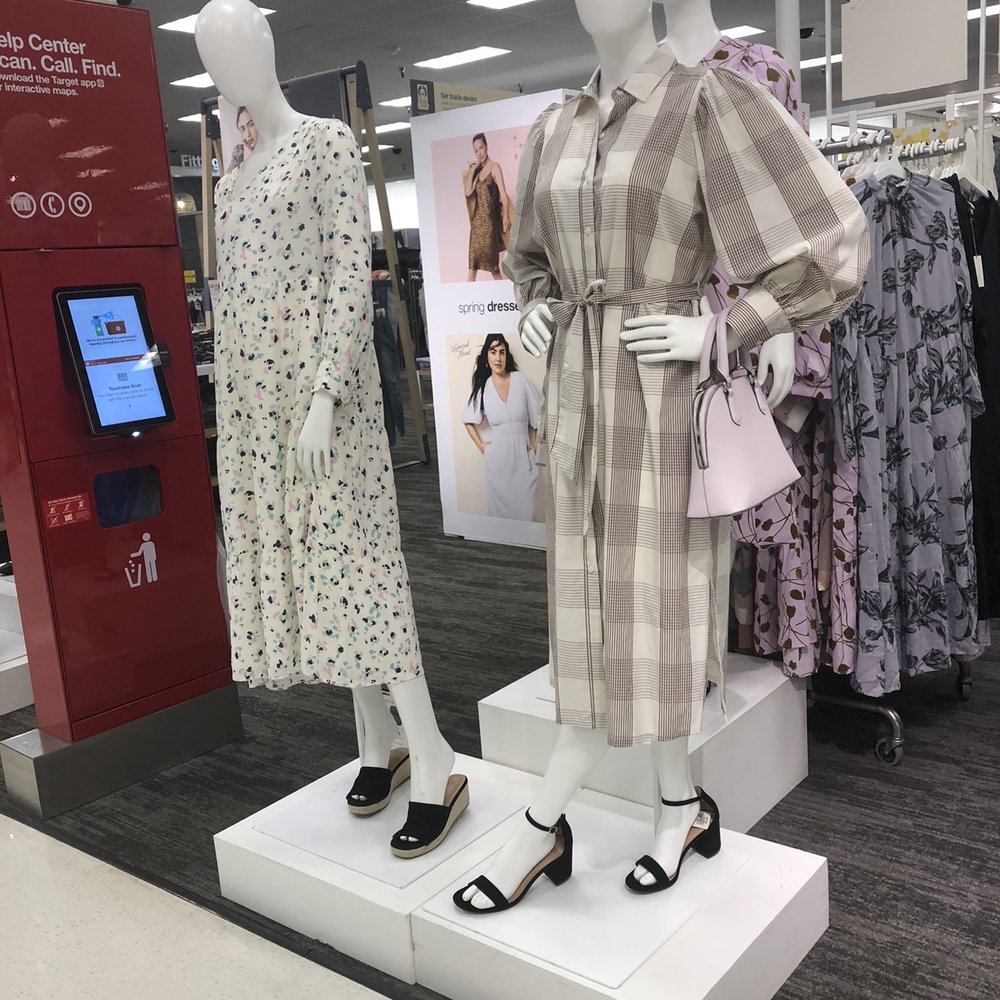 Cute dress! Cute dress!