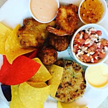Key Largo Conch House - Sampler platter - Seafood Near Me - Key Largo, Florida Key Largo Conch House - Sampler platter - Seafood Near Me - Key Largo, Florida