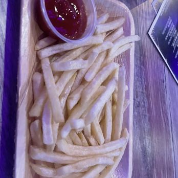 Utopia Hookah Room - Fries - Beer Bar Near Me - Orlando, Florida Utopia Hookah Room - Fries - Beer Bar Near Me - Orlando, Florida