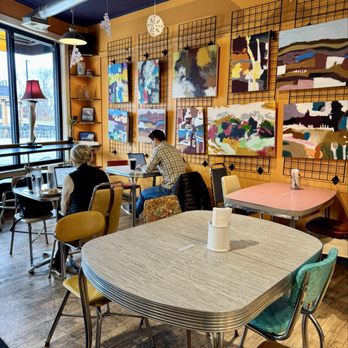 Munkabeans - Seating inside and outside patio as well - Coffee & Tea Near Me - Hopkins, Minnesota Munkabeans - Seating inside and outside patio as well - Coffee & Tea Near Me - Hopkins, Minnesota