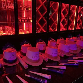 Silver City Cabaret - Strip Clubs Near Me - Dallas, Texas Silver City Cabaret - Strip Clubs Near Me - Dallas, Texas