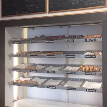 Manni's Donuts And Diner - Diners Near Me - Binghamton, New York Manni's Donuts And Diner - Diners Near Me - Binghamton, New York