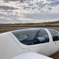 Skylark North Glider Flight School