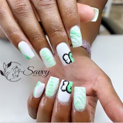 Savvy Nail Spa