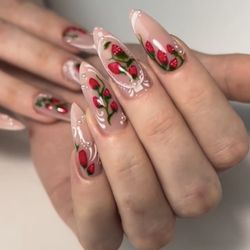 Violet Nails and Spa - Hand painted nail art