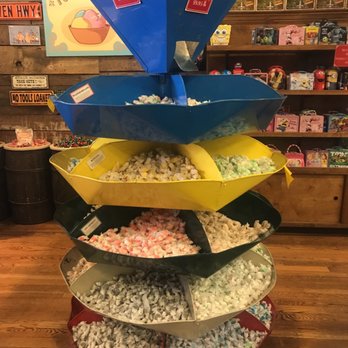 Savannah's Candy Kitchen - Desserts Near Me - Nashville, Tennessee