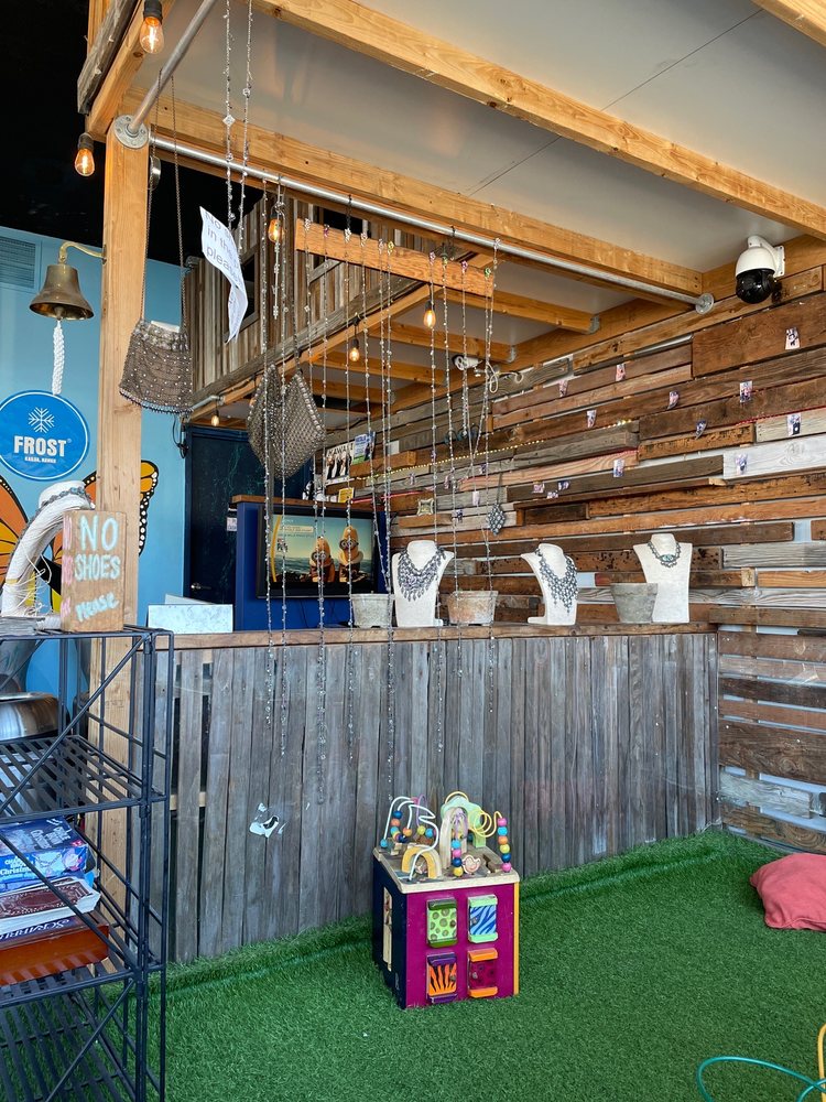 FROST Updated October 2024 438 Photos & 380 Reviews 43 Oneawa St