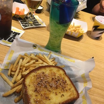 Buffalo Wild Wings - Sports Bars Near Me - Ewa Beach, Hawaii