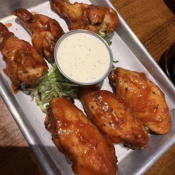 Barrel House Restaurant and Bar - Wings 6- Bourbon BBQ - Whiskey Bars Near Me - Mt. Juliet, Tennessee