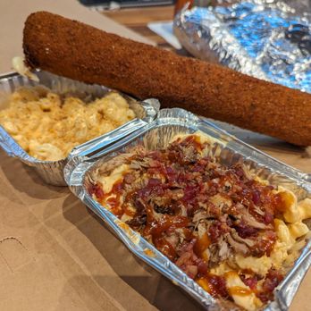Rod-N-Makk - Lighting rod, Makk Daddy and BBB Pork Makk - American Near Me - Milwaukee, Wisconsin Rod-N-Makk - Lighting rod, Makk Daddy and BBB Pork Makk - American Near Me - Milwaukee, Wisconsin