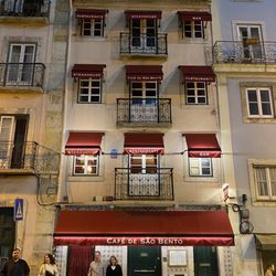 Café de São Bento - Outside of restaurant