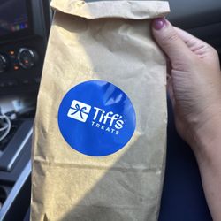Tiff's Treats Cookie Delivery