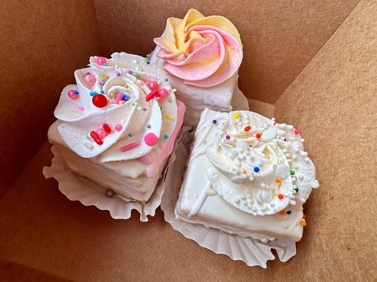 Paige's Bakehouse by null