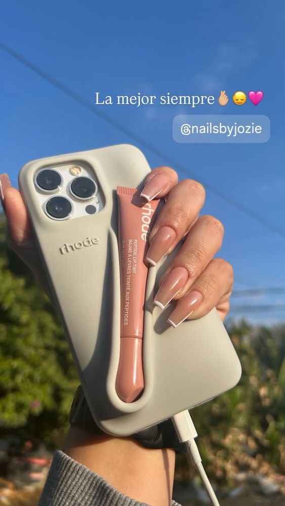 Nails By Jozie Logo