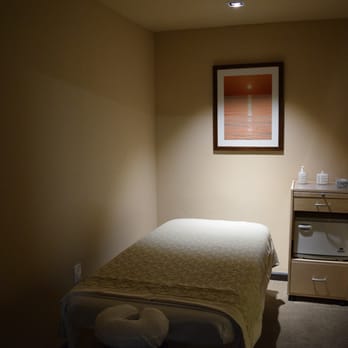 Renovia Massage Center - Single massage room - Reflexology Near Me - Novato, California Renovia Massage Center - Single massage room - Reflexology Near Me - Novato, California