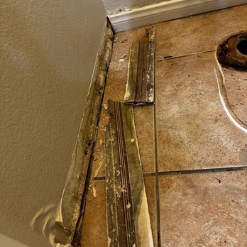 Valley Home Construction and Remodeling - Water in the baseboards, floor, and wall. - Damage Restoration Near Me - Las Vegas, Nevada Valley Home Construction and Remodeling - Water in the baseboards, floor, and wall. - Damage Restoration Near Me - Las Vegas, Nevada