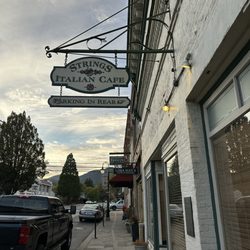 Strings Italian Cafe