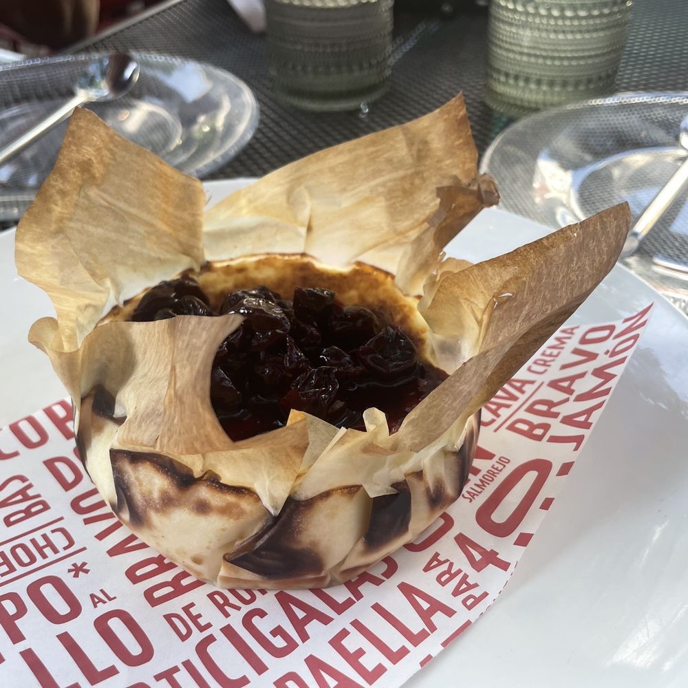 Jaleo - Cheesecake con queso de cabraa - Spanish Near Me - Washington, DC, District of Columbia