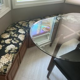 Banquette cushions Banquette cushions