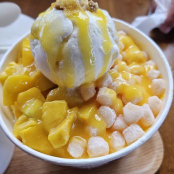 Gold Miss - Mango Madness bowl - Bubble Tea Near Me - Honolulu, Hawaii Gold Miss - Mango Madness bowl - Bubble Tea Near Me - Honolulu, Hawaii