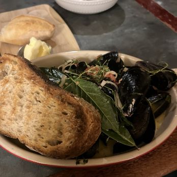 Le Bouchon - Mussels - French Near Me - Chicago, Illinois