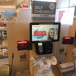 Shoppers Drug Mart - Self-check out!
