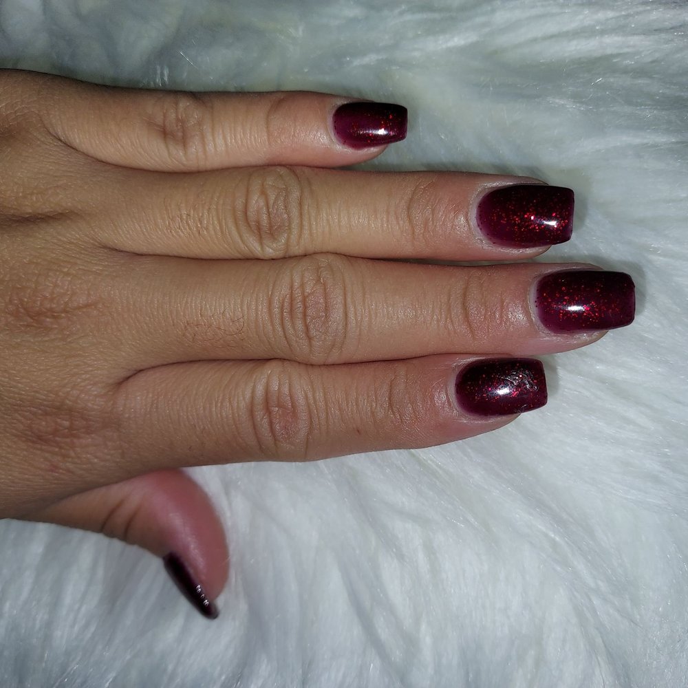 Pretty Nails - Dip manicure - Day Spas Near Me - Redlands, California
