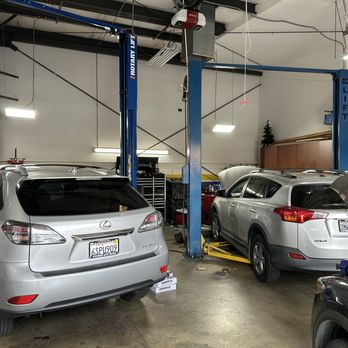 Platinum Auto Repair - Busy Day today - Auto Repair Near Me - Canyon Cntry, California Platinum Auto Repair - Busy Day today - Auto Repair Near Me - Canyon Cntry, California