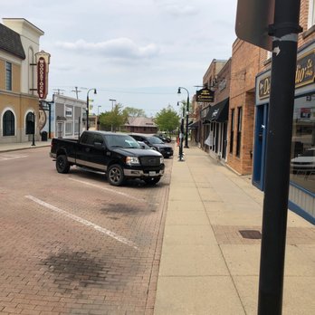 Cesaroni's Cafe and Deli - Downtown Woodstock - Coffee & Tea Near Me - Woodstock, Illinois