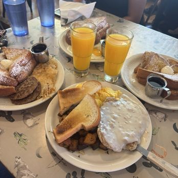JT Country Kitchen - country fried steak plate, deuces wild with french toast, fresh oj. - Breakfast & Brunch Near Me - Joshua Tree, California JT Country Kitchen - country fried steak plate, deuces wild with french toast, fresh oj. - Breakfast & Brunch Near Me - Joshua Tree, California