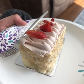 Dolce & Ciabatta Bakery Cafe - Strawberry Delight - Coffee & Tea Near Me - Leesburg, Virginia