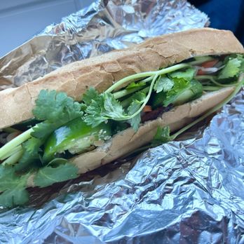 Aloha Vietnamese Foods - Lemon Grass Chicken Sandwich - Vietnamese Near Me - Honolulu, Hawaii