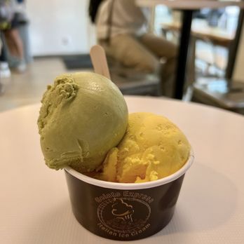 Gelato Express - Matcha and passion fruit - Ice Cream & Frozen Yogurt Near Me - Vancouver, British Columbia