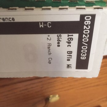 Papa Johns Pizza - 16pc buffalo wings - Pizza Near Me - Chambersburg, Pennsylvania